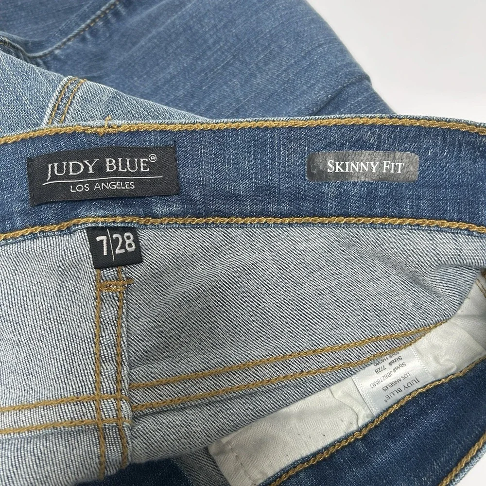 Judy Blue NWT Mid-Rise Skinny Fit Split Hem Denim‎ Jeans Size 7/28 Style #8278